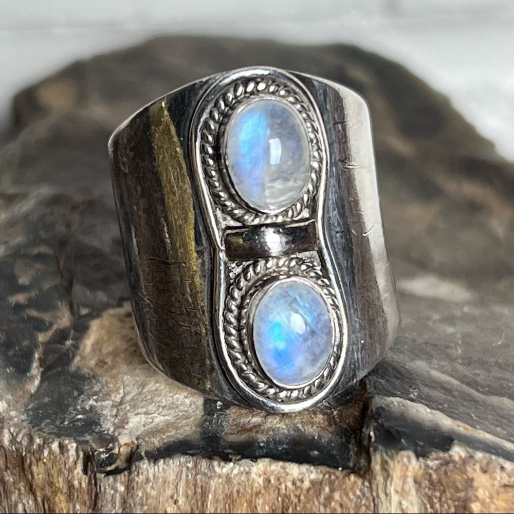 Sterling Silver Moonstone Ring Size 9